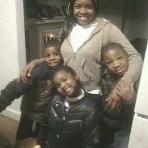 Meet your Posher, Teria